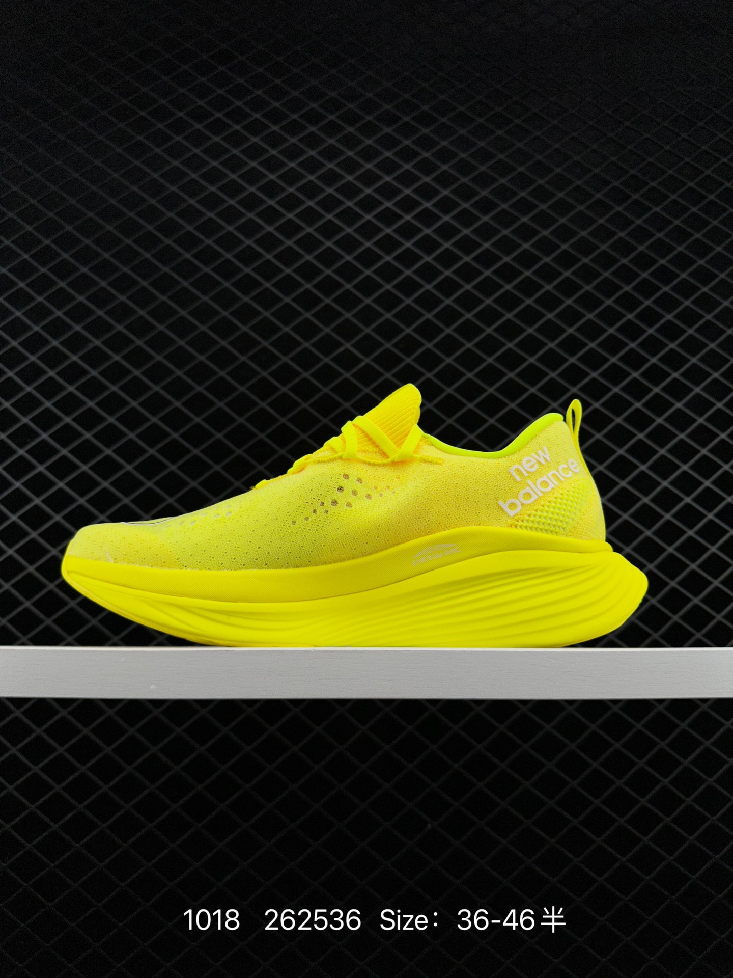 New Balance FuelCell SC Elite V3